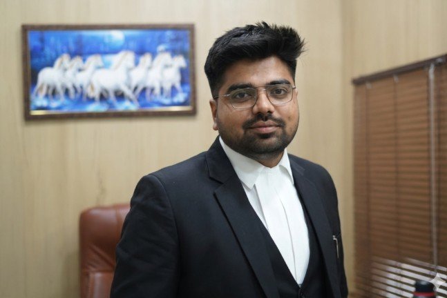 Advocate Rajat Kadyan, criminal and cyber crime lawyer practising in Gurgaon, Haryana